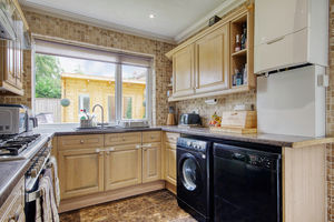 Kitchen- click for photo gallery